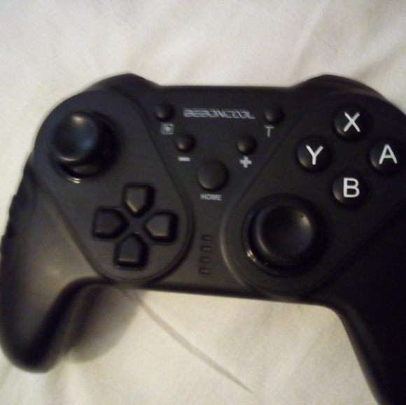 BeBonCool Pro Wireless Nintendo Switch Controller - Picture 5 of 8
